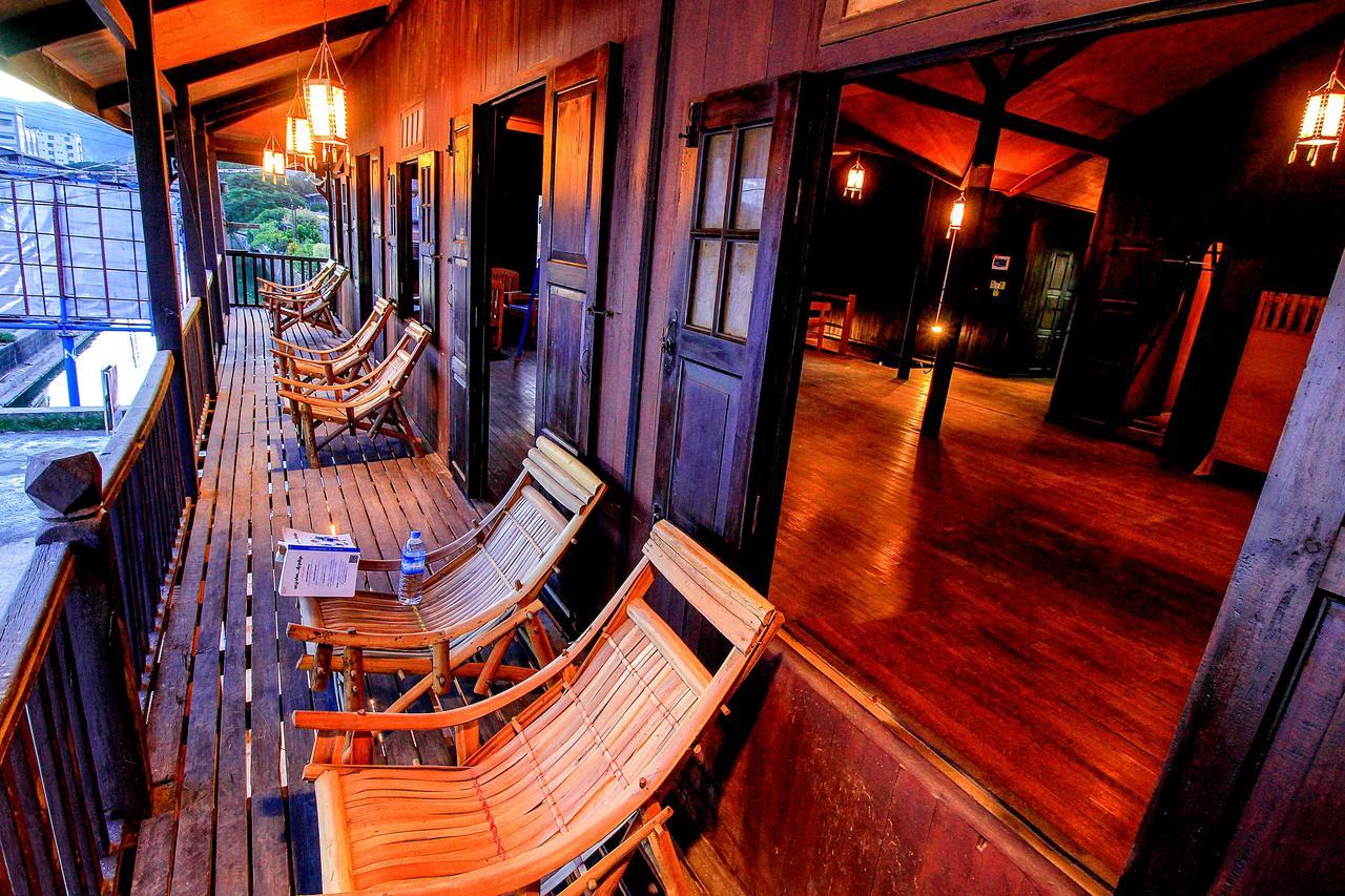 Hardwood Lodge Nyaungshwe Exteriör bild