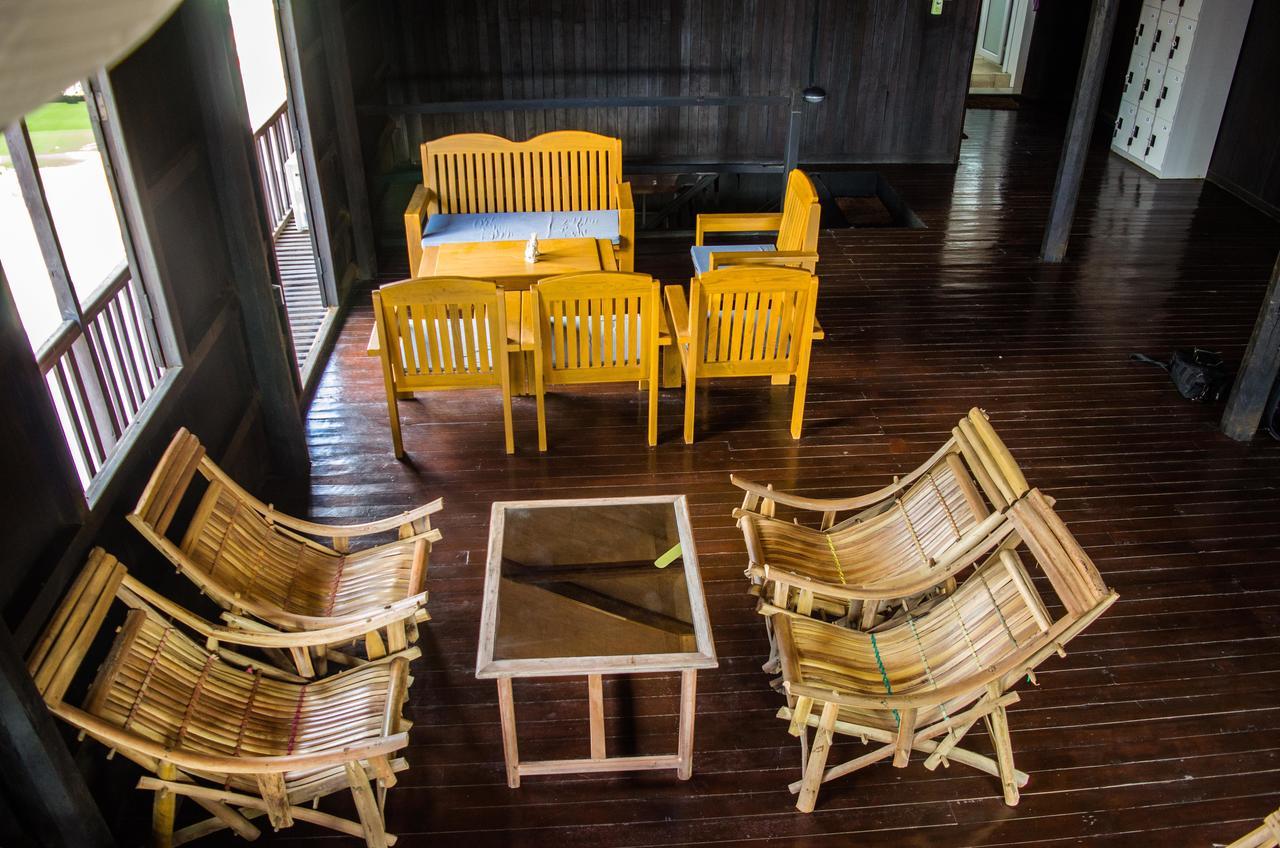 Hardwood Lodge Nyaungshwe Exteriör bild