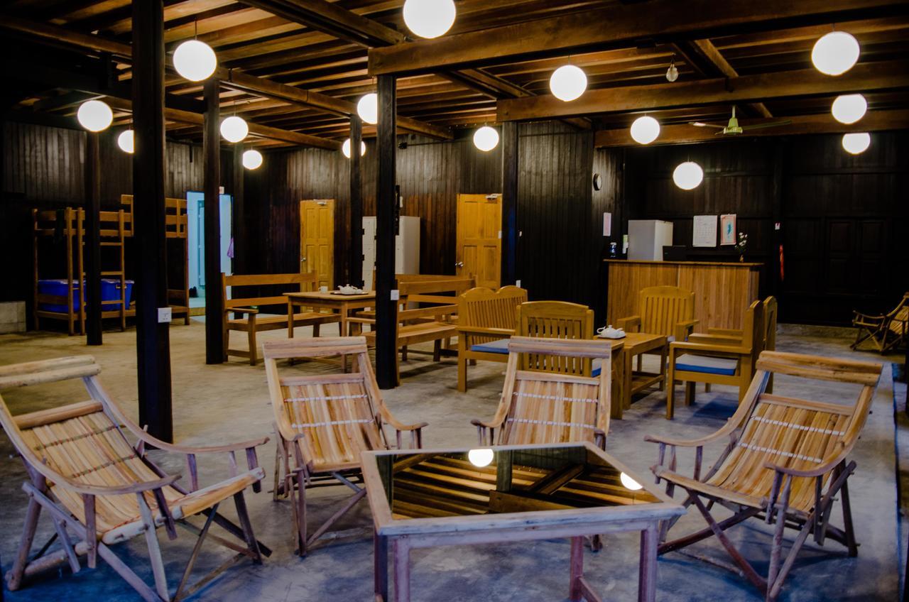 Hardwood Lodge Nyaungshwe Exteriör bild