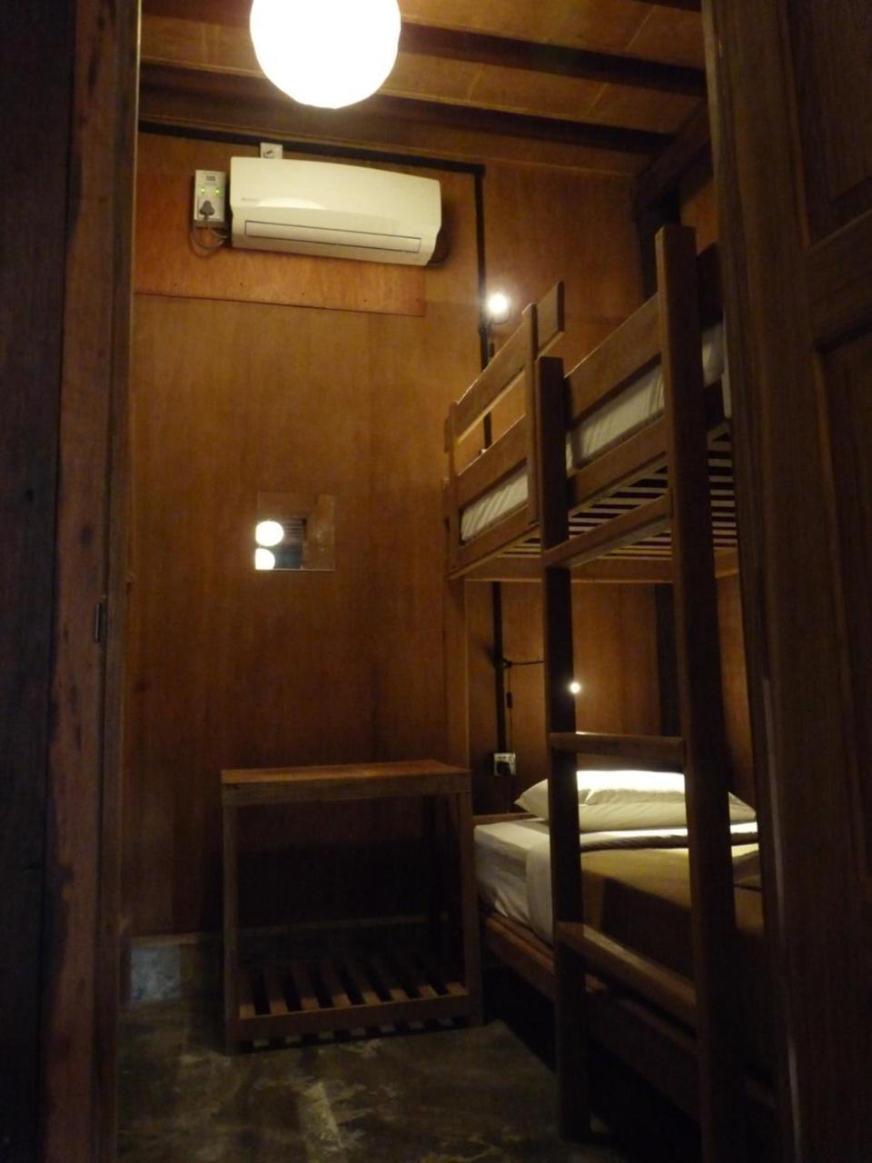 Hardwood Lodge Nyaungshwe Exteriör bild