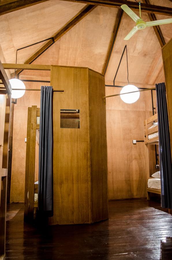 Hardwood Lodge Nyaungshwe Exteriör bild